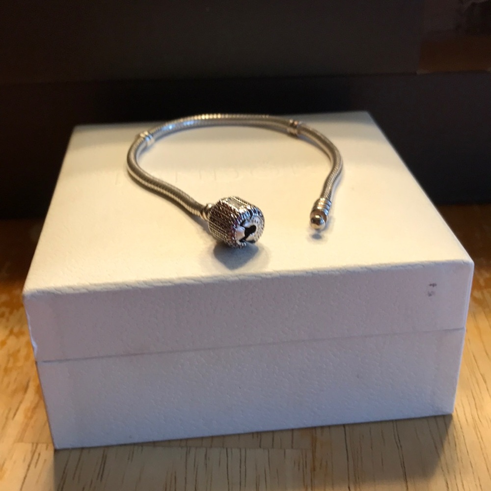 Sparkly pink 7.1 Braclet